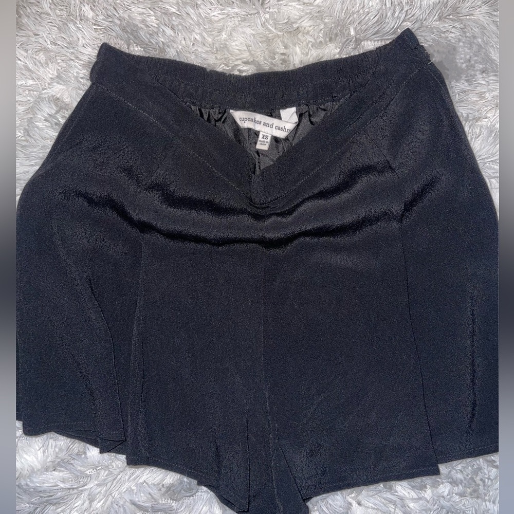 Cupcakes and Cashmere High Waist Shorts Size XS